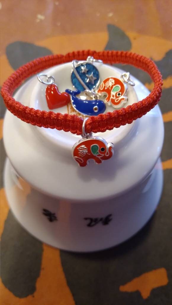 Sterling Silver Enamel Planet Earth Love Dolphin Or Lucky Elephant Lucky Chinese Red String Bracelet 砝瑯純銀吊飾幸運紅繩手鍊