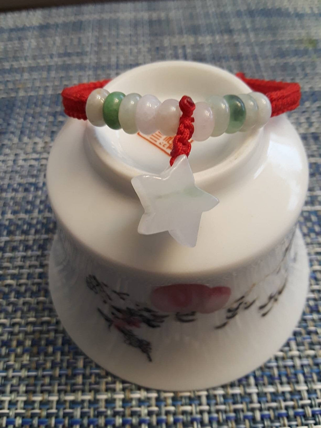 Natural Burmese Jadeite Jade Carved Star Charm and Flat Round Beads Chinese Red String Shamballa Bracelet緬甸玉雕刻星星幸運紅繩手鍊