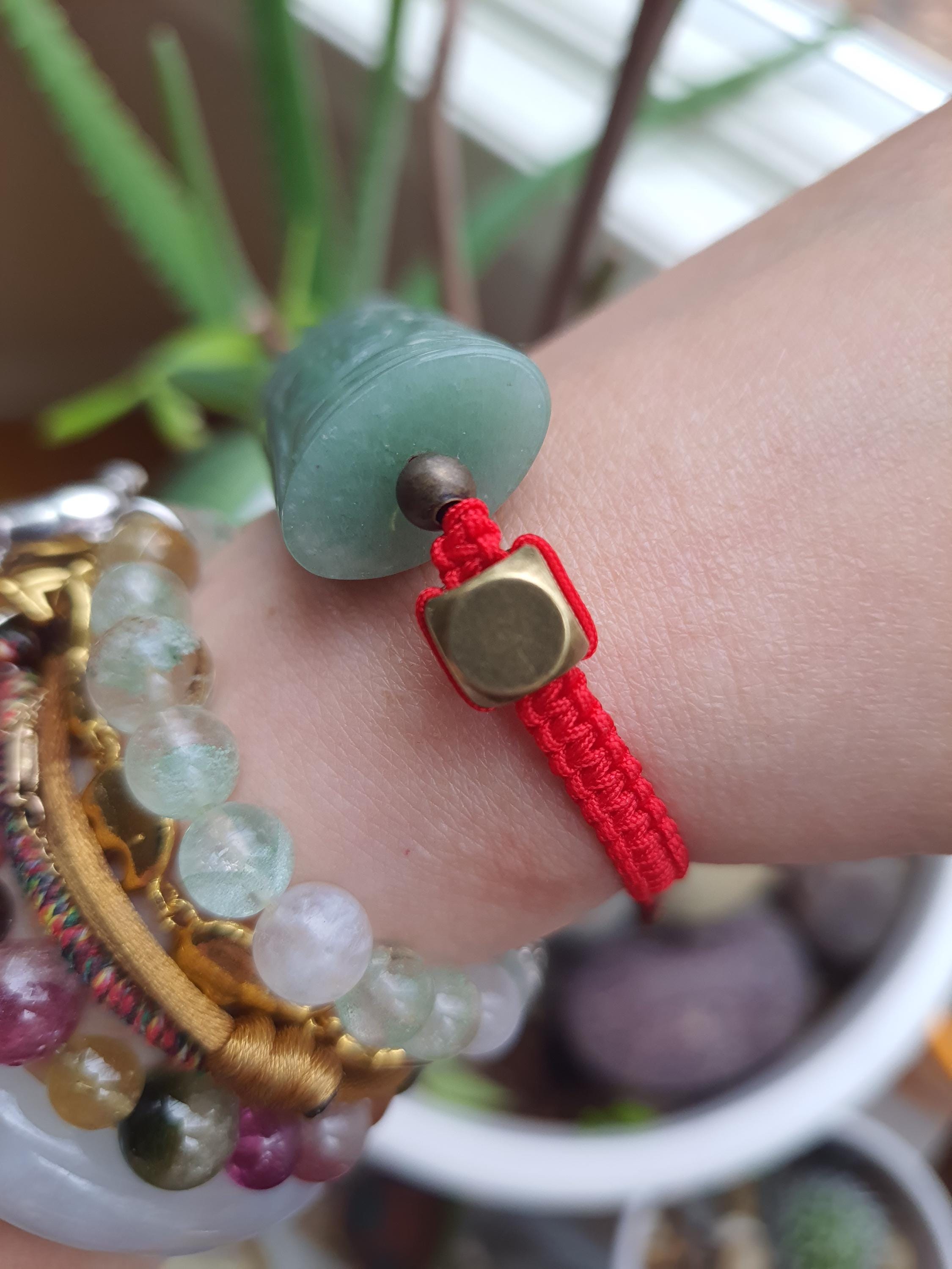 Natural Carved Aventurine Chinese Lucky Charm Red String Shamballa Meditation Bracelet轉運紅繩手鍊
