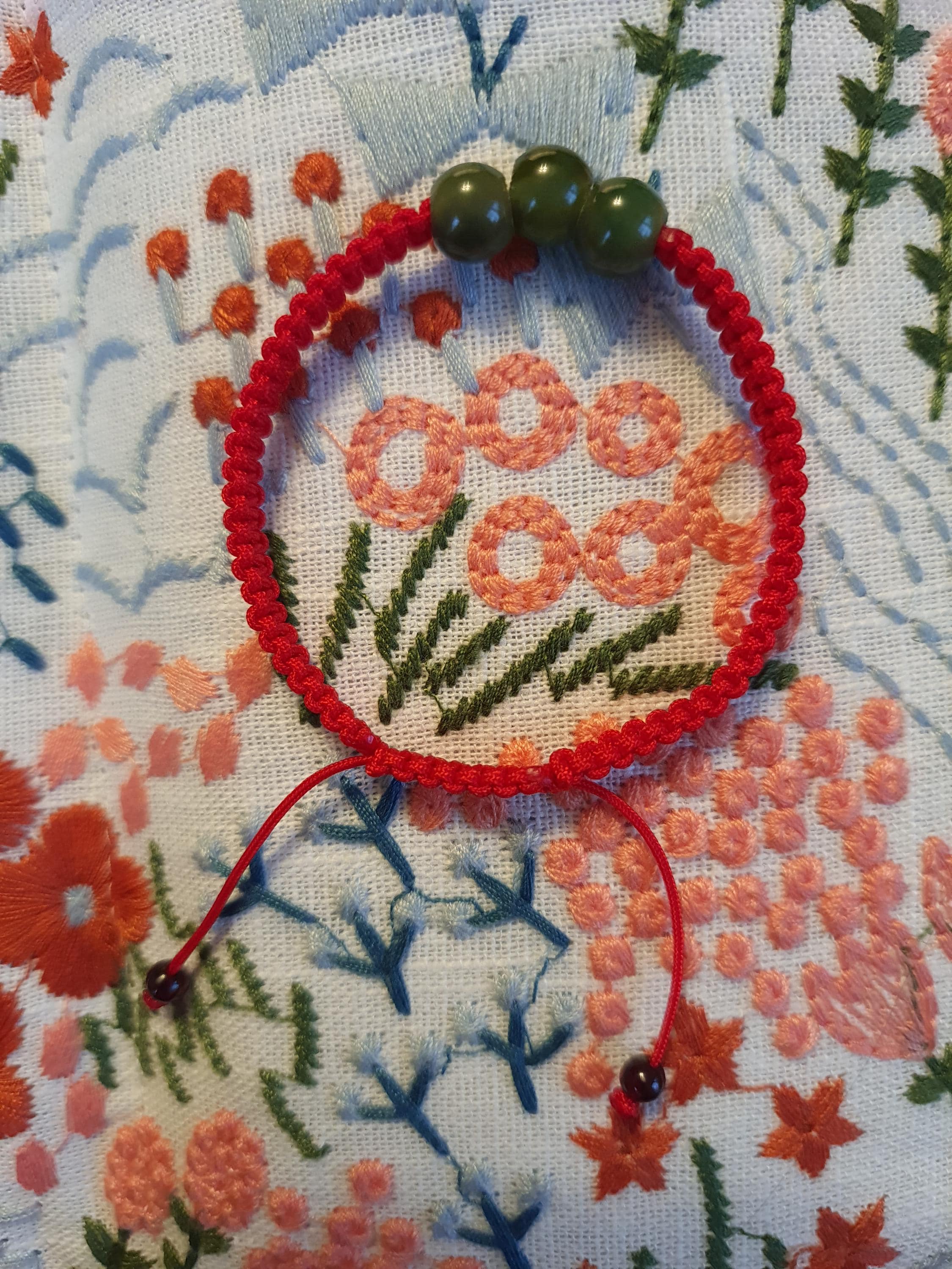 Canadian Green Nephrite Jade Bead Chinese Red String Shamballa Bracelet轉運紅繩手鍊