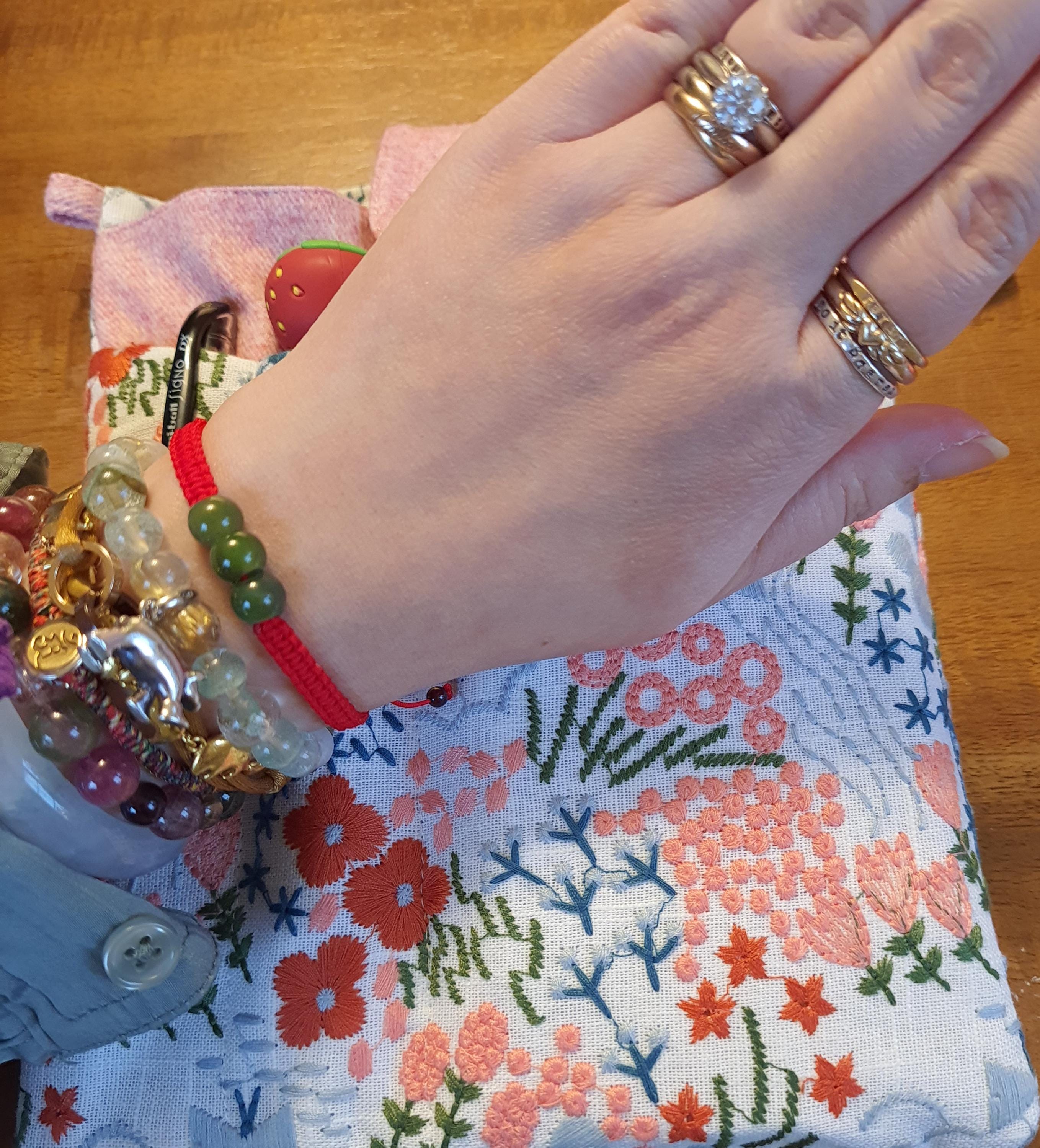 Canadian Green Nephrite Jade Bead Chinese Red String Shamballa Bracelet轉運紅繩手鍊